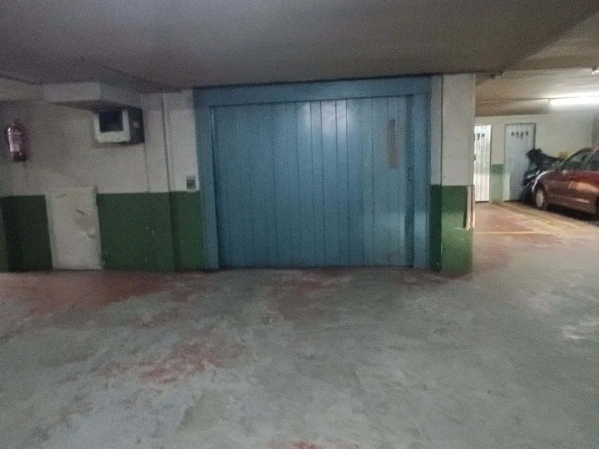 Foto 1 - Garaje en Pontevedra, Centro
