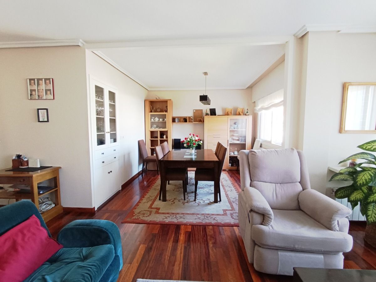 Foto 10 - Apartamento en Pontevedra, Eduardo Pondal