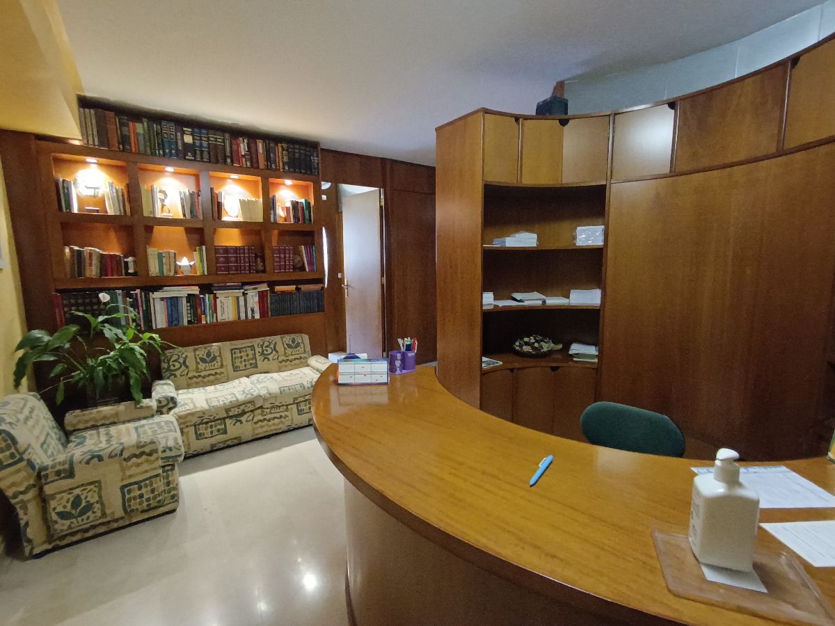 Oficina en Pontevedra, Centro